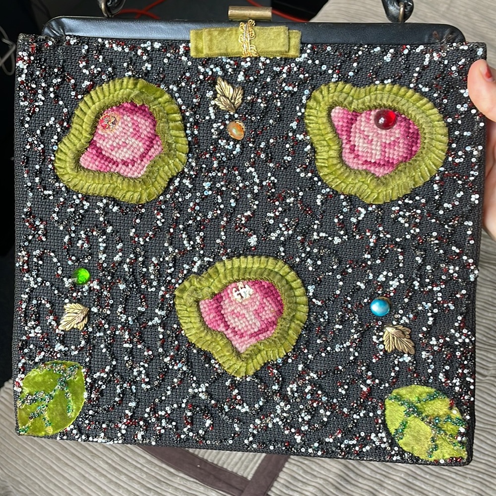 Vintage retro Souré New York purse embroidered beads textured needlepoint rare